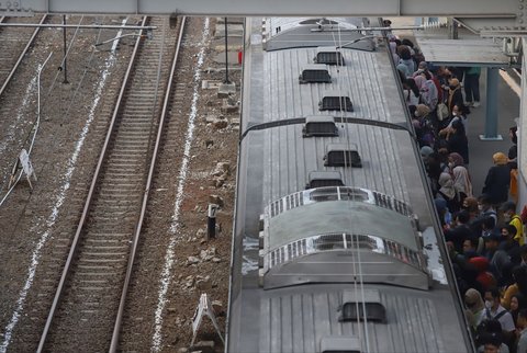 FOTO: Kondisi Terkini Proyek Perluasan Stasiun Tanah Abang, Ditargetkan Rampung Akhir 2024