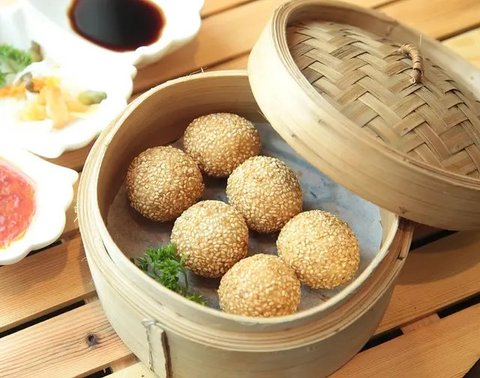 ilustrasi kue basah tradisional/Bored Photography/Shutterstock