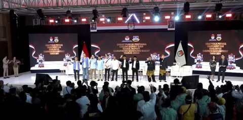 Bersaing di Pilbup Bandung Barat, 7 Potret Jeje Govinda, Hengky Kurniawan sampai Gilang Dirga di Momen Debat