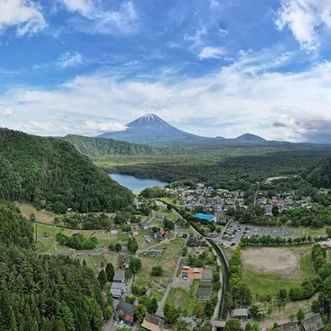 Gunung Fuji tanpa salju