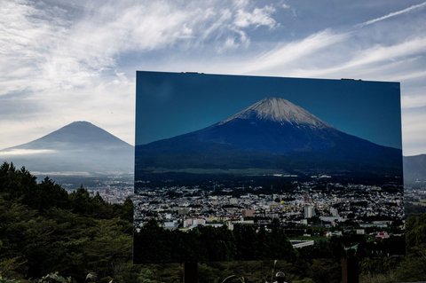 FOTO: Krisis Iklim Makin Nyata, Puncak Gunung Fuji Telat Bersalju untuk Pertama Kali Sejak 130 Tahun