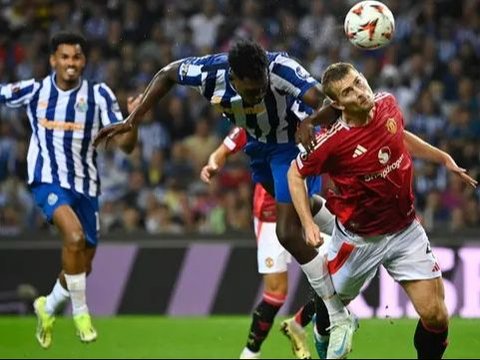 FOTO: Susah Payah MU Tahan Imbang Porto FC di Liga Europa, Diselamatkan Gol Menit Akhir Harry Maguire