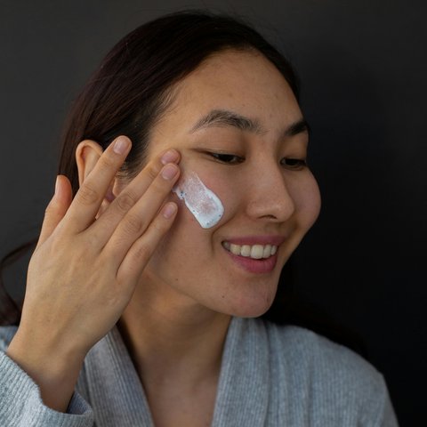 Cara Menggunakan Hyaluronic Acid