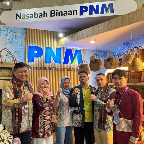 Produk Kriya Nasabah PNM Jadi Incaran Pelanggan INACRAFT 2024