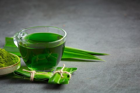 5 Resep Rebusan Daun dan Jamu Herbal yang Bisa Bikin Wajah Bebas Keriput dan Awet Muda