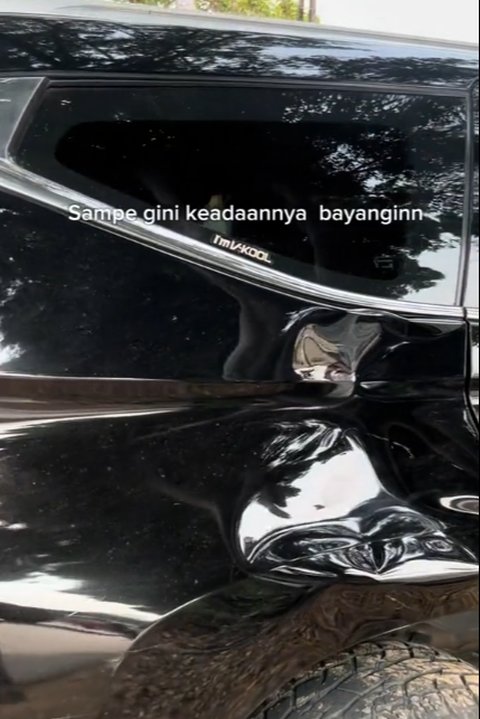 Momen Driver Ojol Panik Usai Tabrak Mobil hingga Penyok, Respons Pemilik Mobil Ini Banjir Pujian