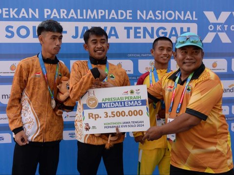 FOTO: Mengenal Ammar Hudzaifah, Peraih Medali Emas Pertama PEPARNAS XVII Asal Jawa Tengah