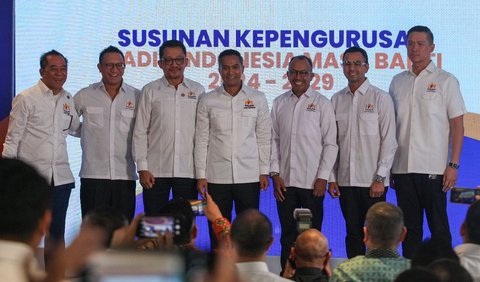 <b>FOTO: Kepengurusan Baru Kadin Resmi Diumumkan: Anindya Bakrie Ketum, Arsjad Ketua Dewan Pertimbangan</b>