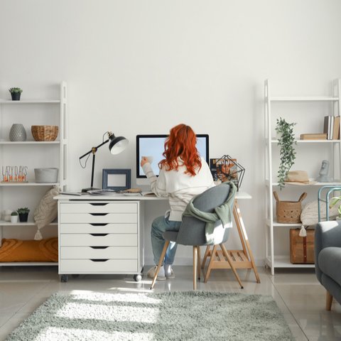 Ilustrasi work from home.