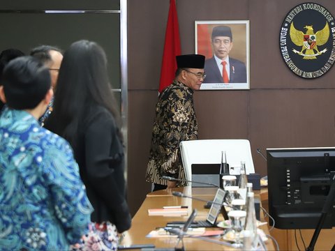 FOTO: Menko Muhadjir Pimpin Rapat Koordinasi Bantuan Kemanusiaan untuk Negara-Negara Konflik