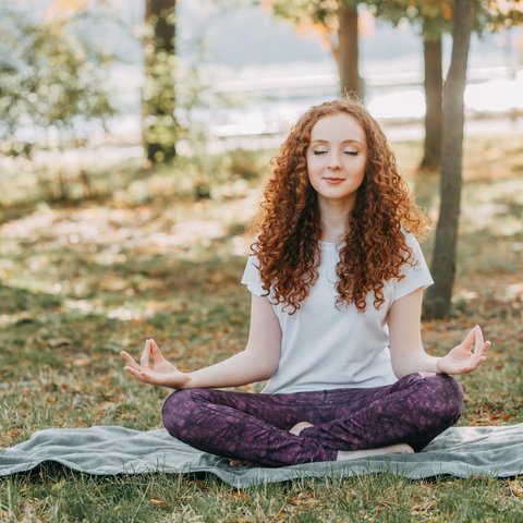 Manfaat Meditasi untuk Meningkatkan Kesehatan Mental dan Mengurangi Stres