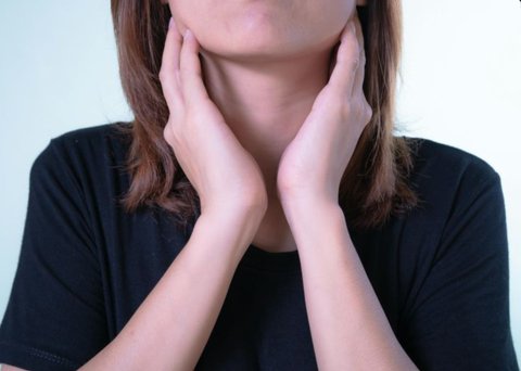 Mengenali Tanda-tanda Awal Gangguan Tiroid pada Wanita