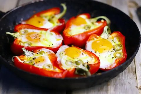 Telur memiliki nutrisi yang berguna untuk otak dan sangat mudah untuk diolah. (Foto: Freepik)