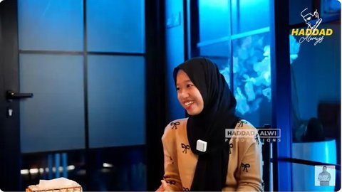 Potret terkini anak kecil yang mempopulerkan lagu 'Rindu Muhammadku' bersama Haddad Alwi. (sumber: YouTube/Haddad Alwi Official)