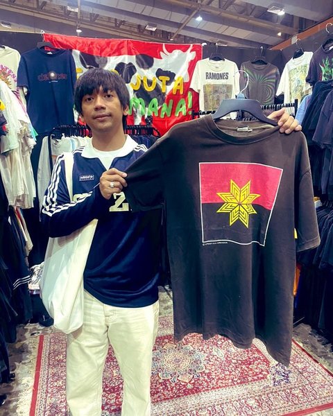 Rian D'Masiv Temukan Kaos Langka Dewa 19, Harga Rp58 Juta jadi Sorotan