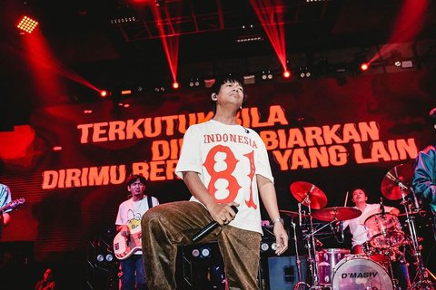 Rian D'Masiv Temukan Kaos Langka Dewa 19, Harga Rp58 Juta jadi Sorotan