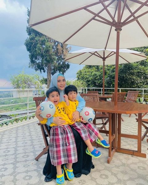 Potret Kehidupan Anak Ustaz Solmed dan April Jasmine, Lucu dan Menggemaskan