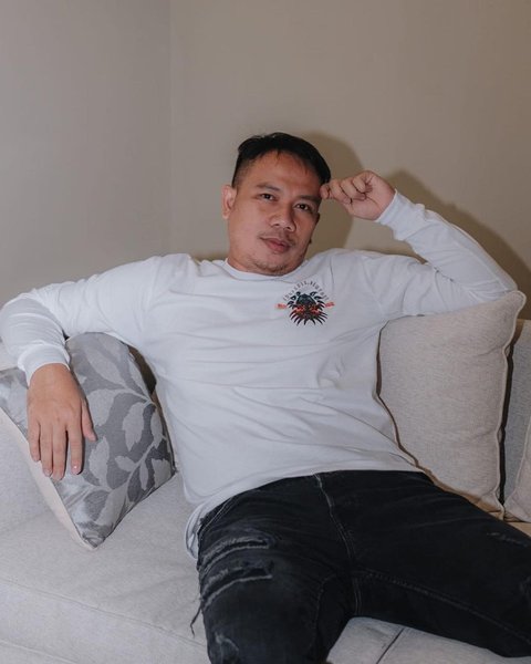 Bernyanyi di Tengah Debat Pilbup Pemalang 2024, Ini Profil Vicky Prasetyo yang Selalu Jadi Sorotan