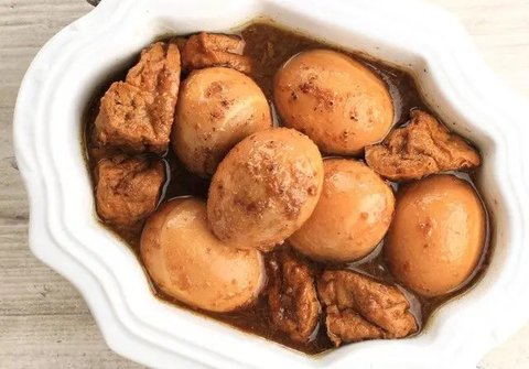 Ilustrasi Tahu Telur Kecap. (Shutterstock/Daniel_Ferryanto)