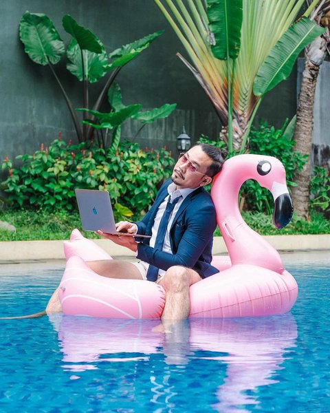 Kronologi Perseteruan Seru Denny Sumargo dan Farhat Abbas yang Semakin Memanas