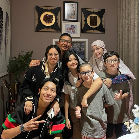 Kebersamaan Adelia Wilhelmina Bareng 2 Anak Perempuan Okie Agustina, Akrab - Terlihat bak Kakak Adik