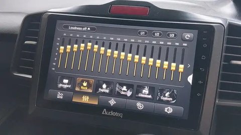 Audioteq resmi ramaikan industri pendukung otomotif Indonesia lewat produk multimedia player. (Liputan6.com / Septian P)