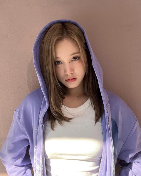 Alami Kenaikan Berat Badan, J STAYC Berjanji Akan Diet - Minta Maaf Kepada Penggemar