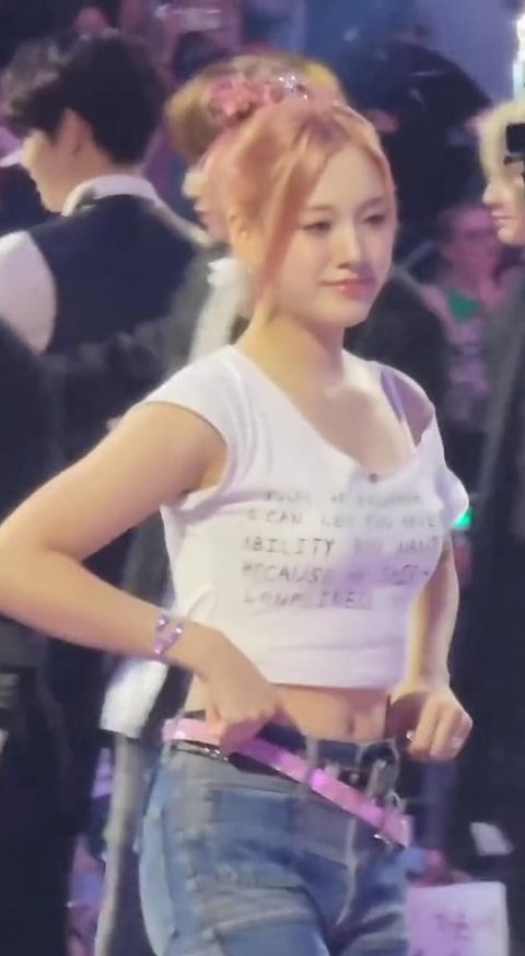 Alami Kenaikan Berat Badan, J STAYC Berjanji Akan Diet - Minta Maaf Kepada Penggemar