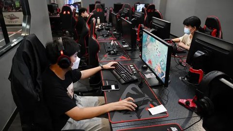 Ilustrasi scammer memanfaatkan akses jarak jauh sebagai celah keamanan. Kredit: Kaspersky Lab