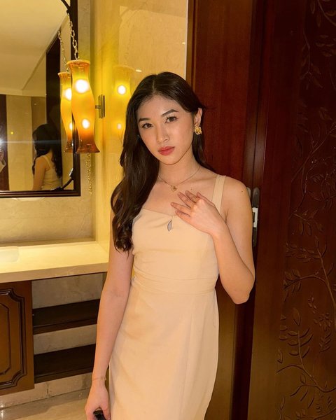 Potret Shani Eks JKT48 jadi Bridesmaid yang Mencuri Perhatian