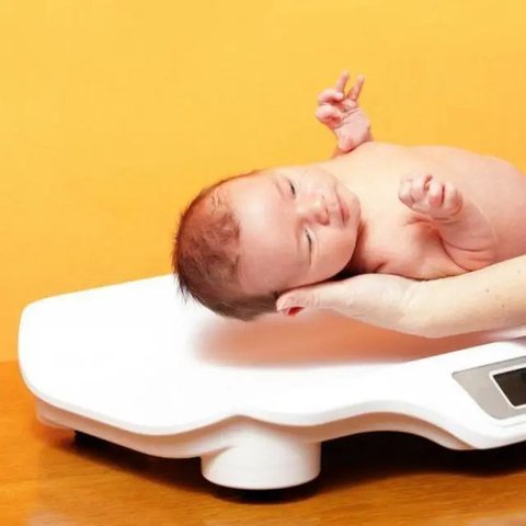 Foto Bayi. (foto: Pinterest/Edy Syam).