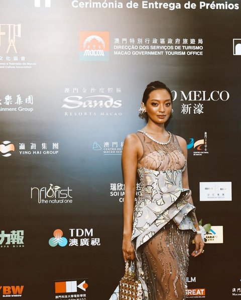 Cantik Khas Indonesia, Ini Deretan Artis Berkulit Eksotis yang Menawan