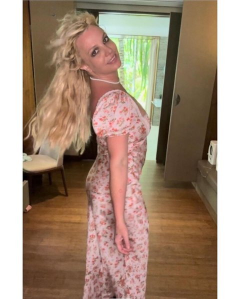 Sebelum NIkahi Diri Sendiri, ini Perjalanan Asmara Britney Spears yang Cukup Rumit
