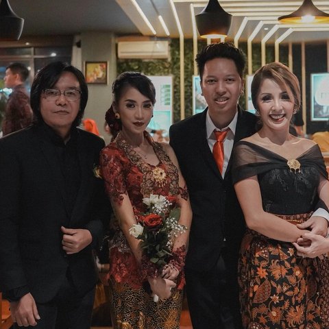 Rizal adalah anak pertama Vitta Dessy dari pernikahannya sebelum dengan Ari Lasso. Ketika Rizal menikah beberapa tahun lalu, Ari juga hadir pada acara tersebut.