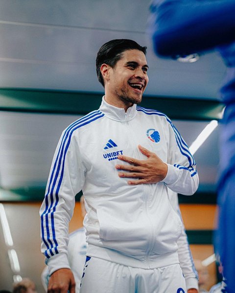 Potret Ganteng Kevin Diks, Idola Baru dan Calon Senjata Timnas Indonesia