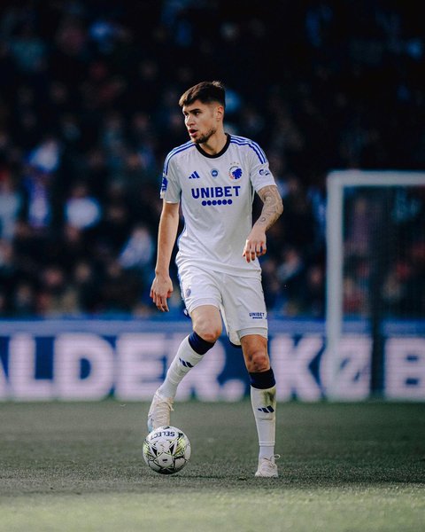 Potret Ganteng Kevin Diks, Idola Baru dan Calon Senjata Timnas Indonesia