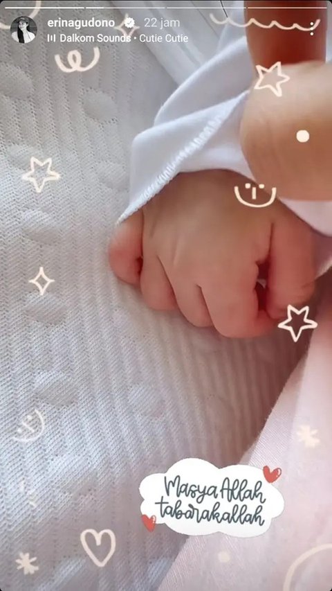 Potret Bebingah Anak Erina Gudono Wajahnya Masih Ditutupi. (Sumber: Instagram/erinagudono)
