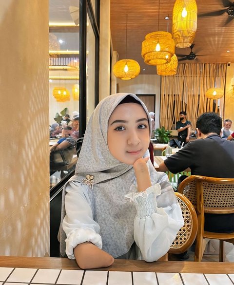 Potret Cantik Niatus Sholihah yang Viral karena Tawaran Raffi Ahmad Jadi Staf Utusan Presiden