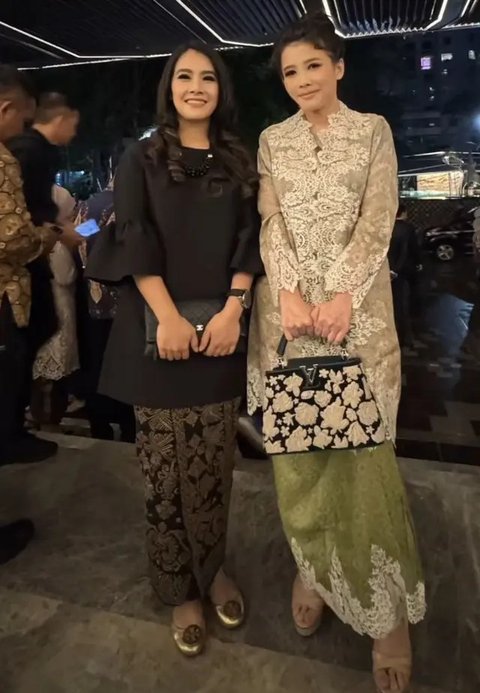 OOTD Ibu Pejabat hingga Istri Pejabat saat Kondangan ke Pernikahan Wakil Ketua MPR RI. [@raffinagita1717]