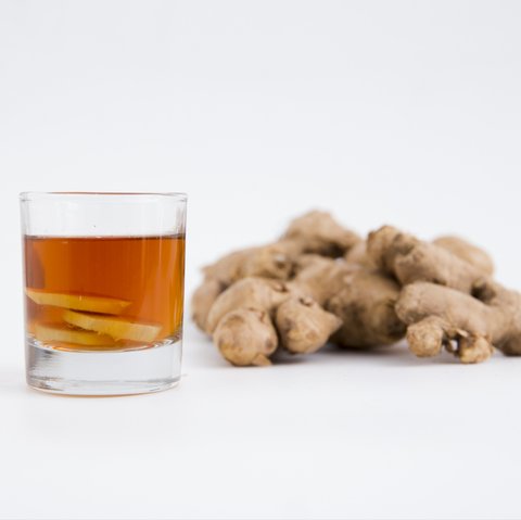 Cara membuat rebusan jahe/copyright fimela/daniel kampua