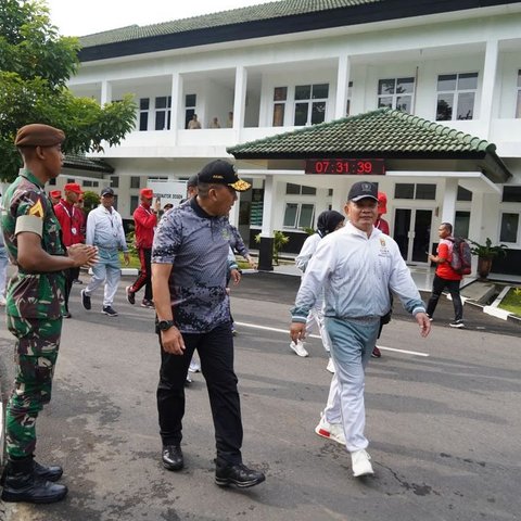 Momen Eks Kasad dan 160 Pati TNI 'Geruduk' Akmil
