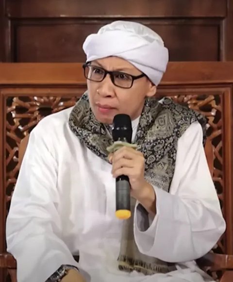 Pengasuh LPD Al Bahjah KH Yahya Zainul Ma'arif atau Buya Yahya. (Tangkap layar YouTube Al Bahjah TV)