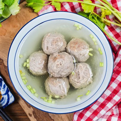 Ilustrasi kuah bakso | RitaE dari Pixabay