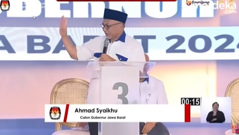 Cawagub Ronald Sampai Berdiri & Demul Mendekat Colek Syaikhu di Debat