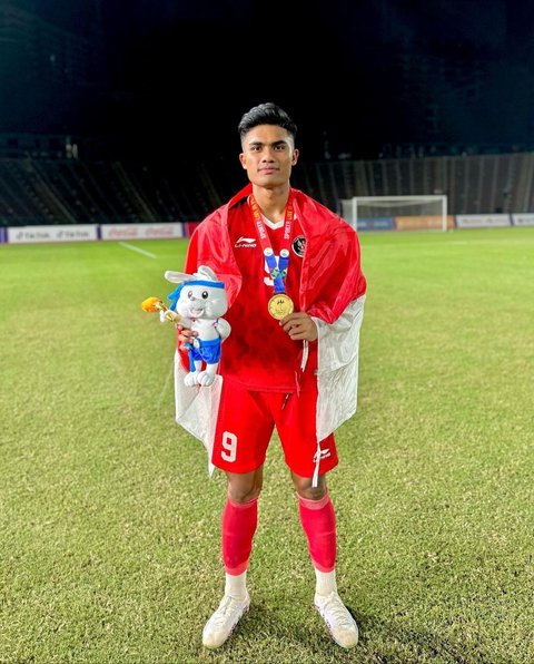 6 Gaya Rambut Pemain Timnas Indonesia yang Paling Banyak Ditiru, Bikin Penampilan Lebih Keren dan Stylish