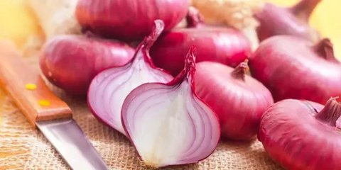 Ilustrasi Bawang Merah Bakar Credit: pexels.com/Giovani