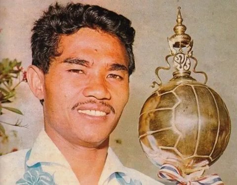 PSM Makassar pada saat era perserikatan 1960, di mana Andi Ramang dan Suwardi Arlan menjadi pemain andalan. (Bola.com/Abdi Satria)