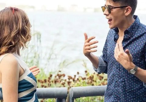 Ilustrasi Hubungan yang Tidak Harmonis. (foto: Pinterest/Sindonews Official).