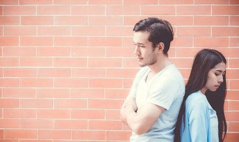 Ilustrasi Hubungan yang Tidak Harmonis. (foto: Pinterest/Sindonews Official).