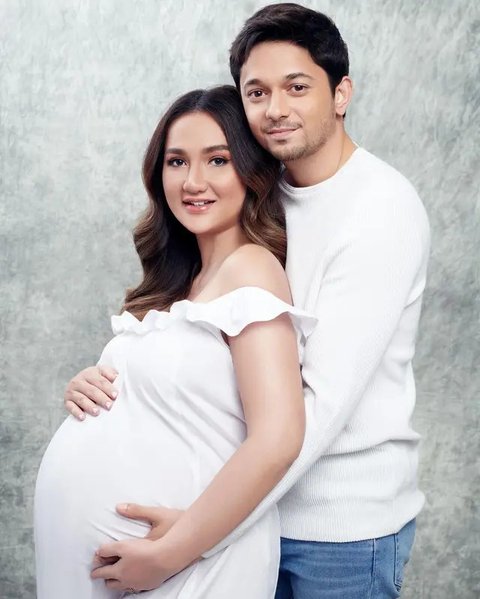 Tengku Dewi Putri dan Andrew Andika. (Foto: Dok. Instagram @tengkudewiputri_tdp)